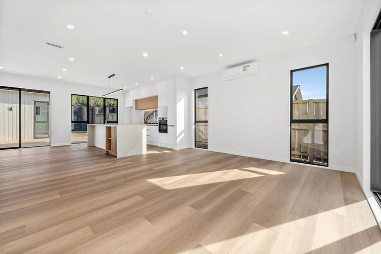 Photo of property in 12 Rongoa Maori Way, Pukekohe, 2120