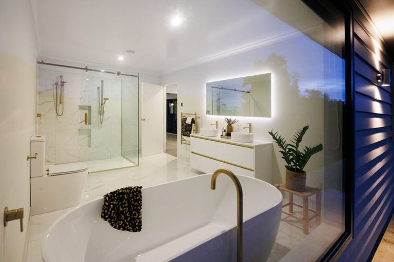 Photo of property in 67 Albert Road, Devonport, Auckland, 0624