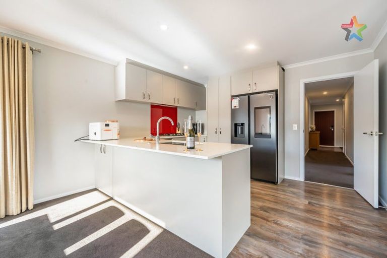 Photo of property in 7 Brian Hughes Road, Wainuiomata, Lower Hutt, 5014