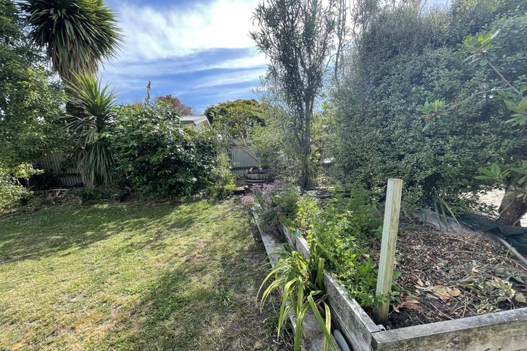 Photo of property in 135 Somerfield Street, Somerfield, Christchurch, 8024