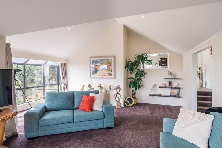 Photo of property in 37b The Esplanade, Raumati South, Paraparaumu, 5032