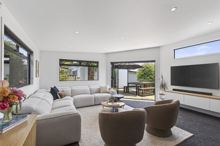 Photo of property in 58a Brois Street, Frankleigh Park, New Plymouth, 4310