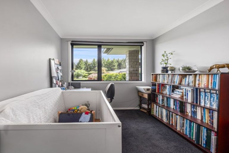 Photo of property in 500 Kinloch Road, Kinloch, Taupo, 3377