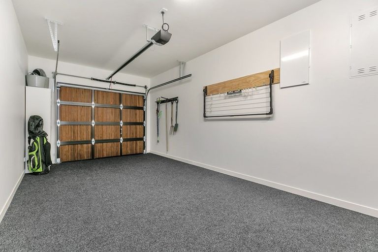 Photo of property in 38 Walter Merton Road, Hobsonville, Auckland, 0616