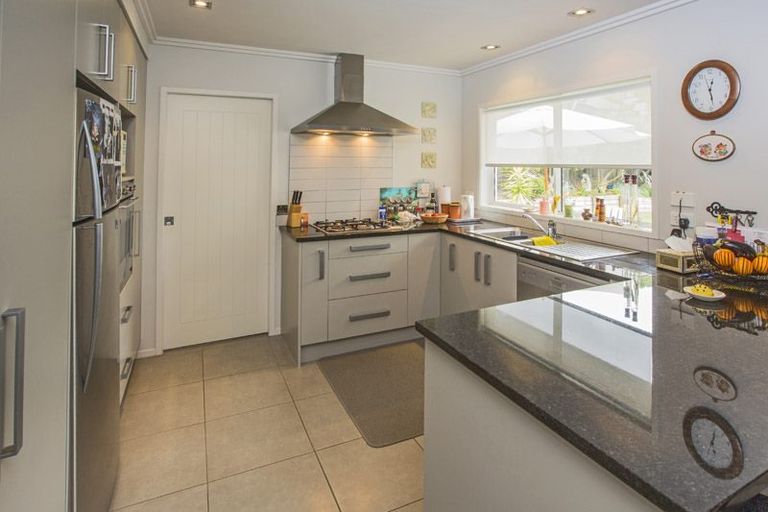 Photo of property in 40 Valderama Drive, Flat Bush, Auckland, 2019