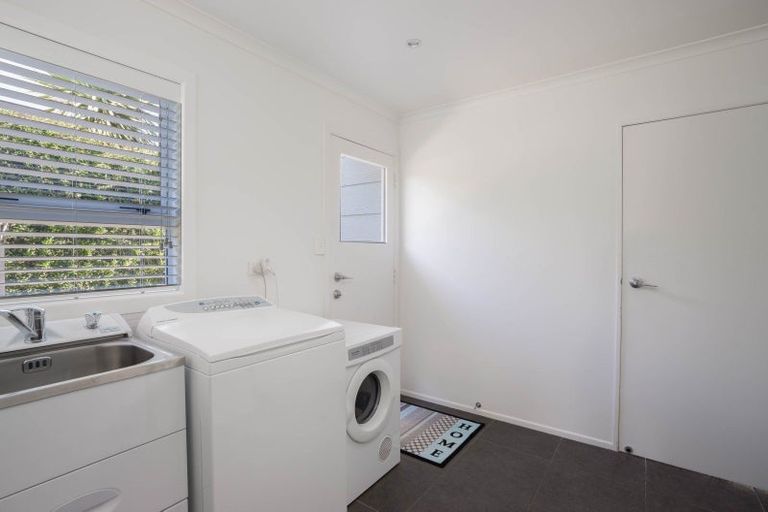 Photo of property in 7 Kempton Place, Richmond Heights, Taupo, 3330