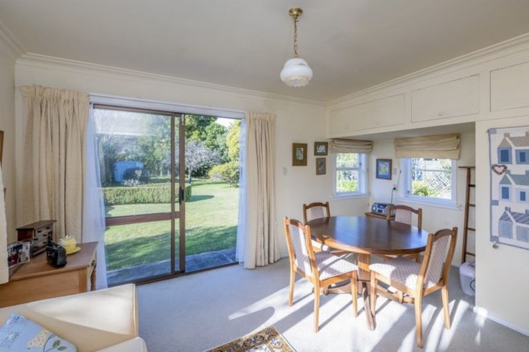Photo of property in 181 Te Moana Road, Waikanae, 5036
