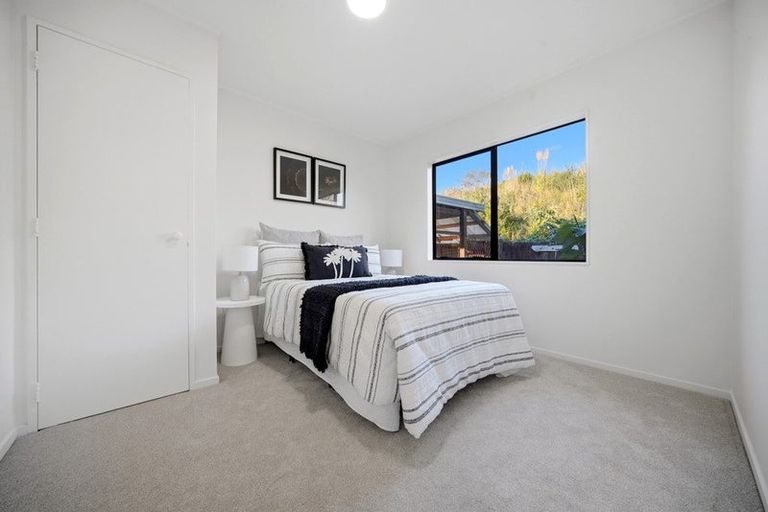 Photo of property in 1/76 Chilcott Road, Henderson, Auckland, 0612