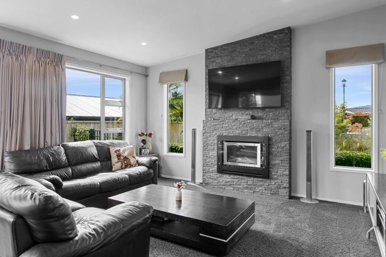 Photo of property in 19 Ernest Kemp Rise, Wharewaka, Taupo, 3330