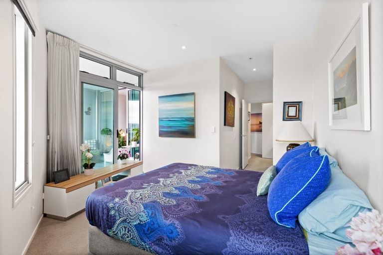 Photo of property in 915/11 Tamariki Avenue, Kelston, Auckland, 0602