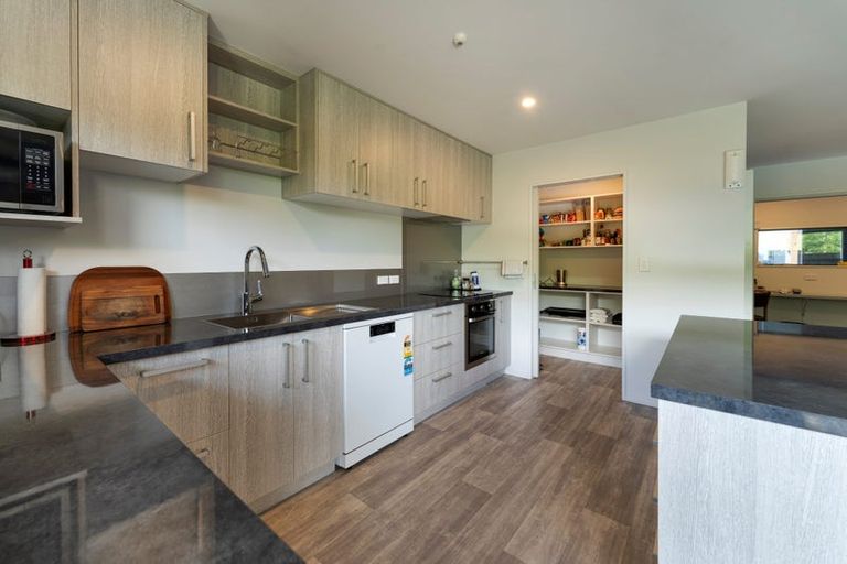 Photo of property in 16 Silverstone Drive, Cromwell, 9384