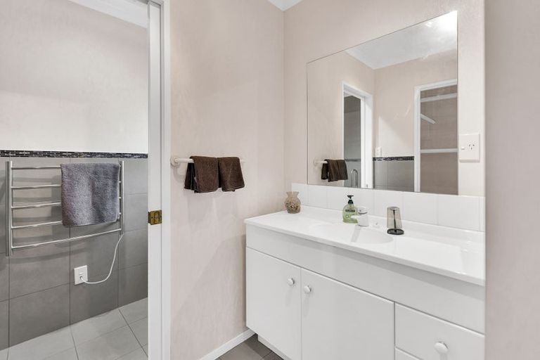 Photo of property in 16 Stanley Drive, Lynmore, Rotorua, 3010