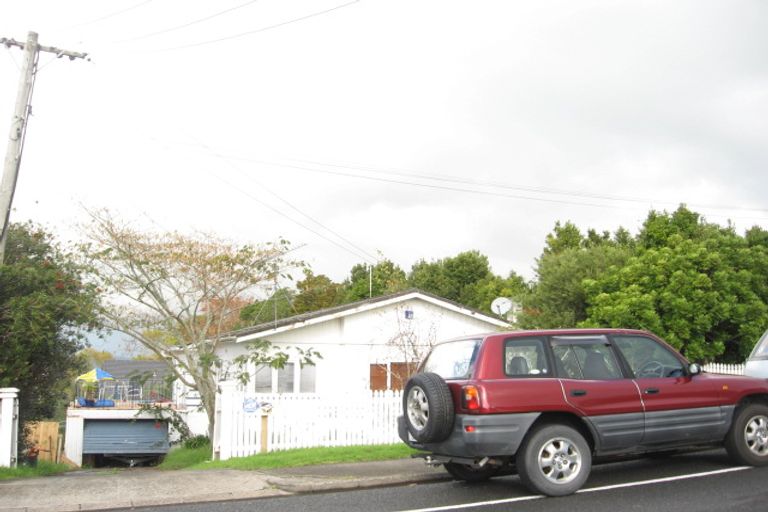 Photo of property in 101 Mellons Bay Road, Mellons Bay, Auckland, 2014