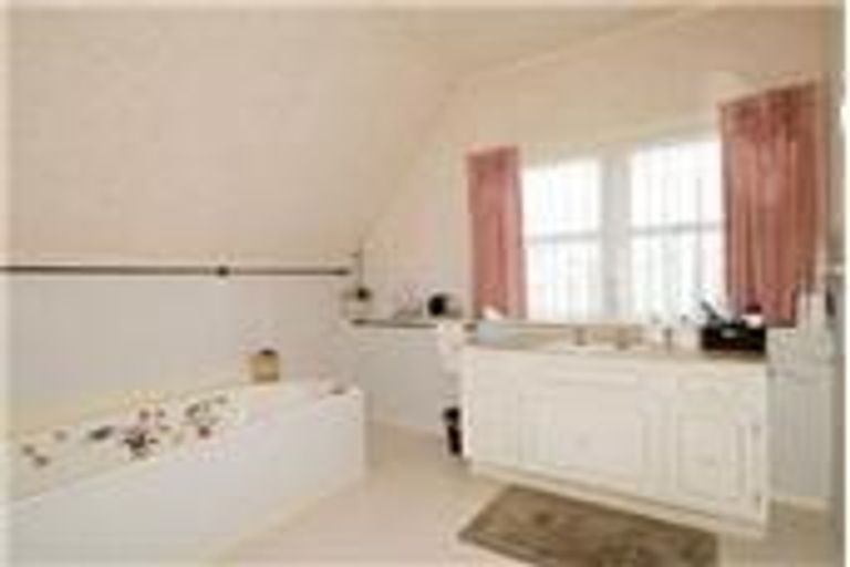 Photo of property in 10 Goldie Street, Saint Heliers, Auckland, 1071