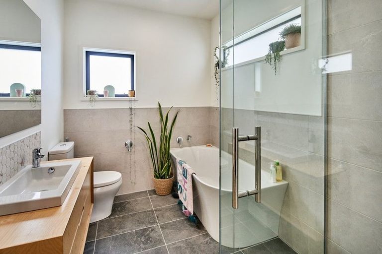 Photo of property in 1 Post Office Avenue, Berhampore, Wellington, 6023