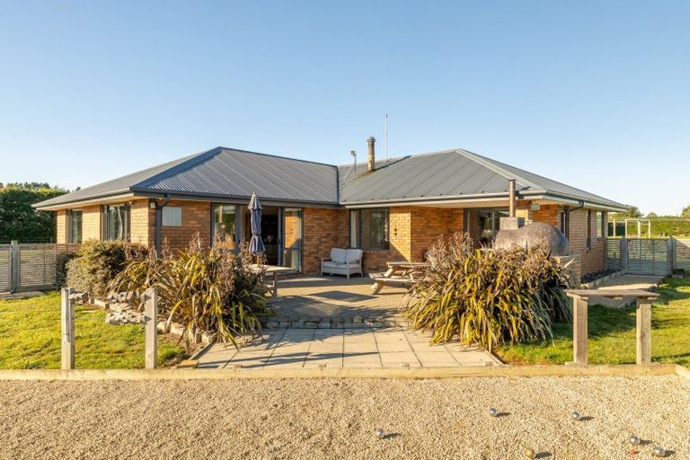 Photo of property in 2233 South Eyre Road, Eyrewell, Rangiora, 7476