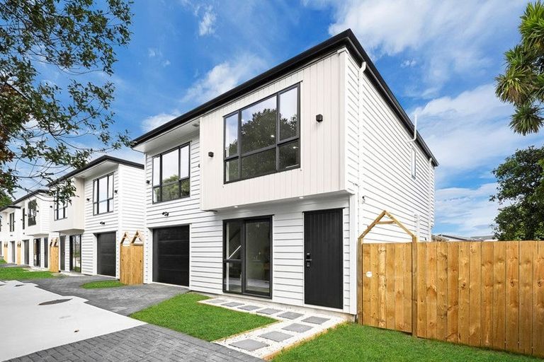 Photo of property in 60d Landscape Road, Papatoetoe, Auckland, 2025