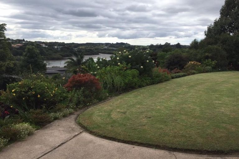 Photo of property in 16 Rarere Terrace, Kerikeri, 0230