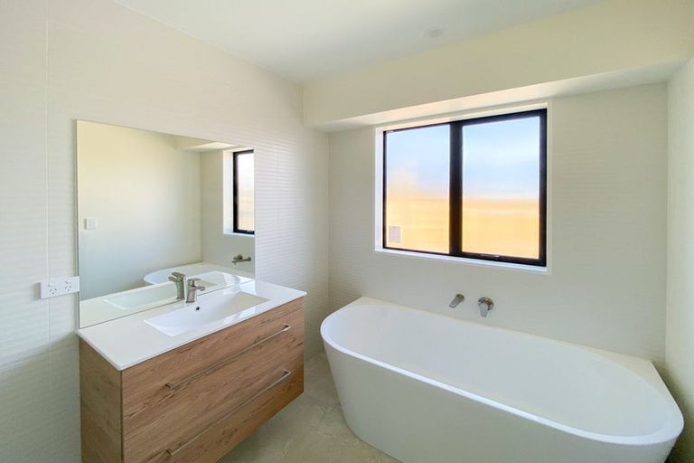 Photo of property in 32 Sanders Way, Rolleston, 7614