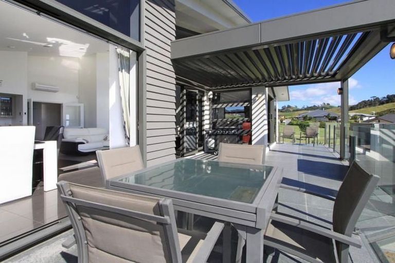 Photo of property in 9 Ralph Lane, Waihi Beach, 3611