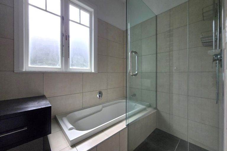 Photo of property in 6 Tui Street, Alicetown, Lower Hutt, 5010