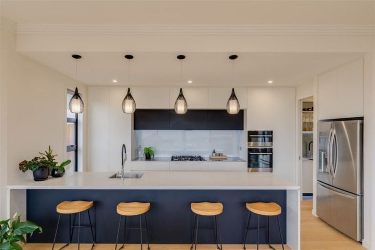 Photo of property in 161 Hackthorne Road, Cashmere, Christchurch, 8022