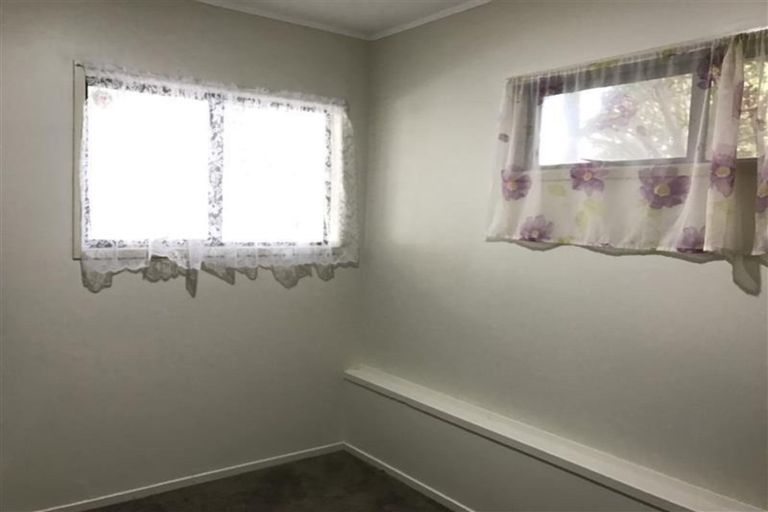 Photo of property in 17 Derrimore Heights, Clover Park, Auckland, 2019