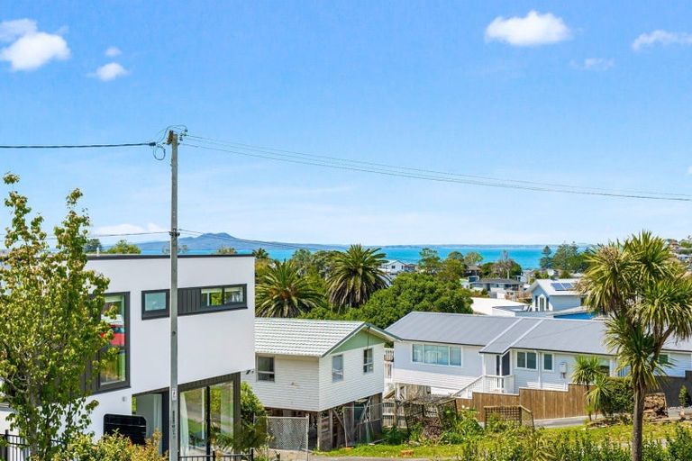 Photo of property in 12 Orne Street, Torbay, Auckland, 0630
