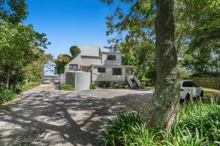 Photo of property in 2162 State Highway 16, Helensville, 0875