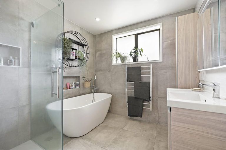 Photo of property in 22 Byron Street, Miramar, Wellington, 6022