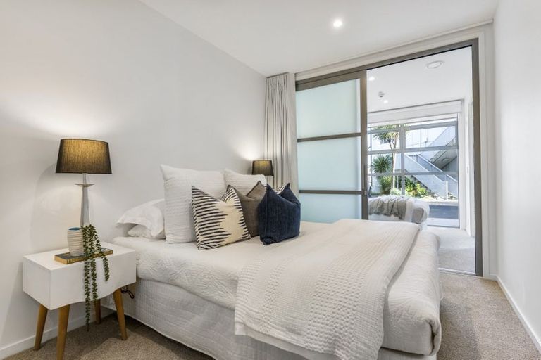 Photo of property in 13/17 Link Crescent, Stanmore Bay, Whangaparaoa, 0932