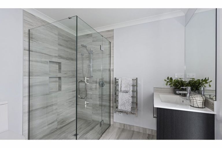 Photo of property in 77 Tiritiri Moana Drive, Pegasus, 7612