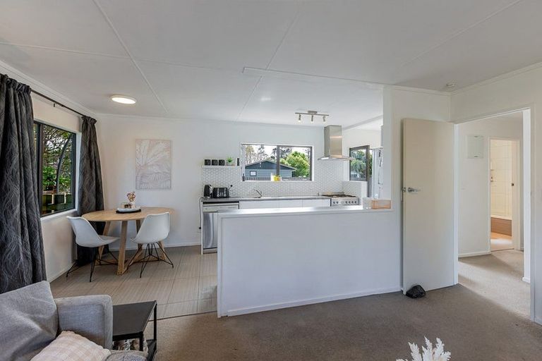 Photo of property in 49a Leinster Avenue, Raumati South, Paraparaumu, 5032