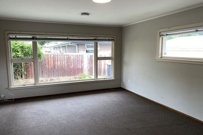 Photo of property in 17 Reading Street, Upper Riccarton, Christchurch, 8041