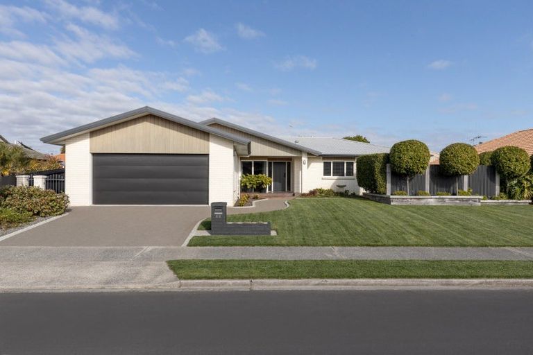 Photo of property in 66 Santa Monica Drive, Papamoa Beach, Papamoa, 3118
