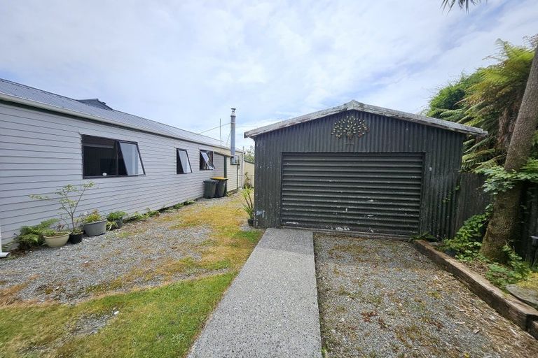 Photo of property in 129 Third Street, Kumara, 7832