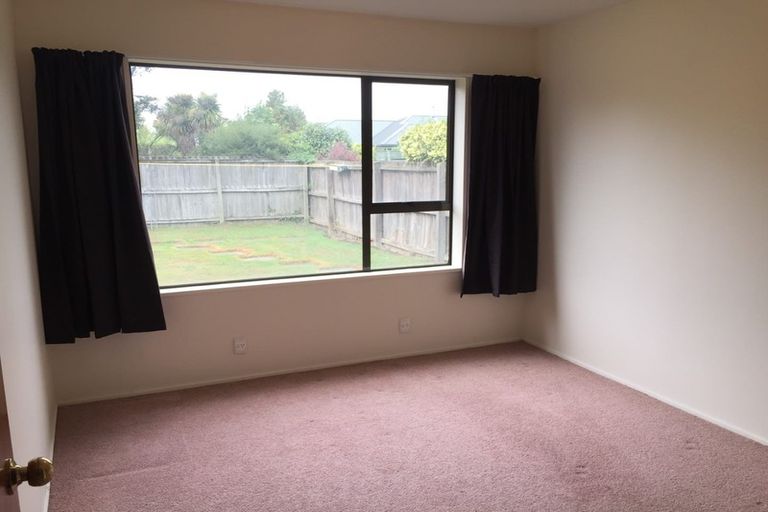 Photo of property in 134 Racecourse Road, Sockburn, Christchurch, 8042