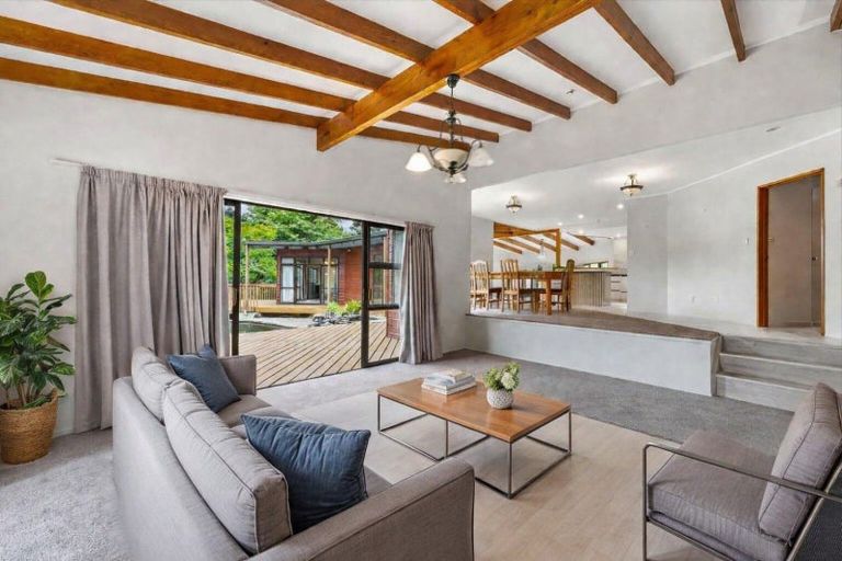 Photo of property in 78 Opanuku Road, Henderson Valley, Auckland, 0612