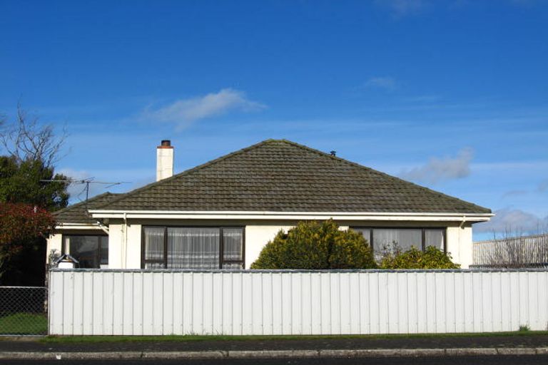 Photo of property in 1 Fox Street, Avenal, Invercargill, 9810