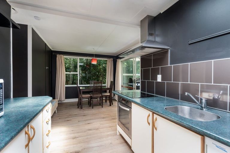 Photo of property in 19 Haywood Street, The Glen, Dunedin, 9011