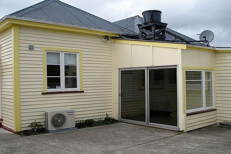 Photo of property in 2/21 England Street, Phillipstown, Christchurch, 8011