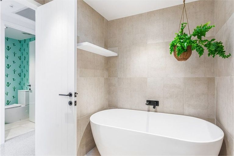 Photo of property in 96 Buckley Avenue, Hobsonville, Auckland, 0616