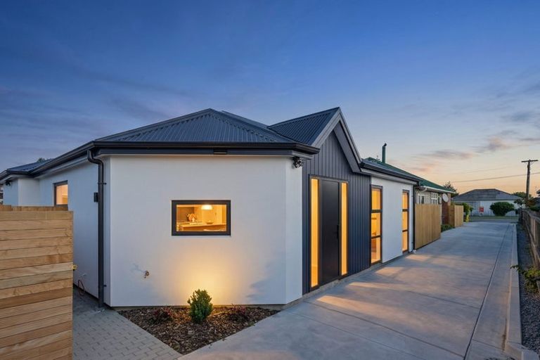 Photo of property in 33a Neill Street, Hornby, Christchurch, 8042