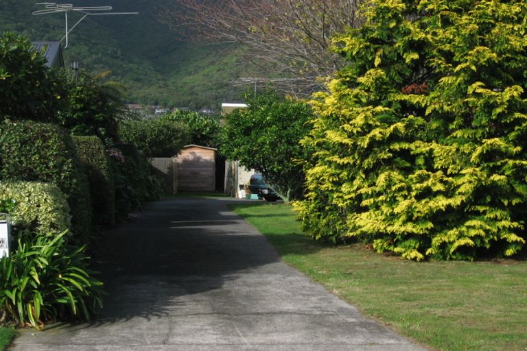 Photo of property in 3a Arthur Grove, Waikanae, 5036