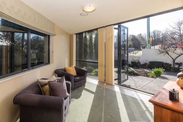 Photo of property in 51 Kirkwood Avenue, Upper Riccarton, Christchurch, 8041