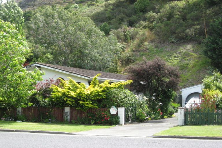 Photo of property in 96 Wakefield Avenue, Sumner, Christchurch, 8081