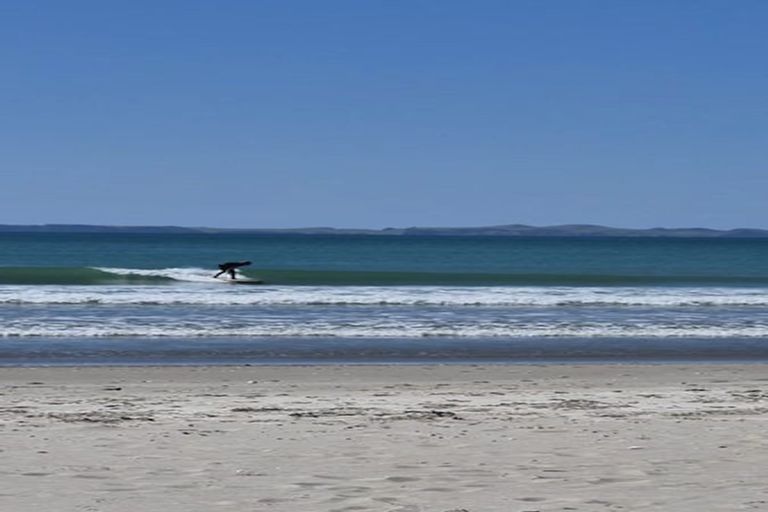 Photo of property in 105 Mahoe Place, Matarangi, Whitianga, 3592