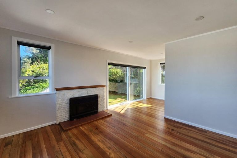 Photo of property in 31 Simons Street, Moturoa, New Plymouth, 4310