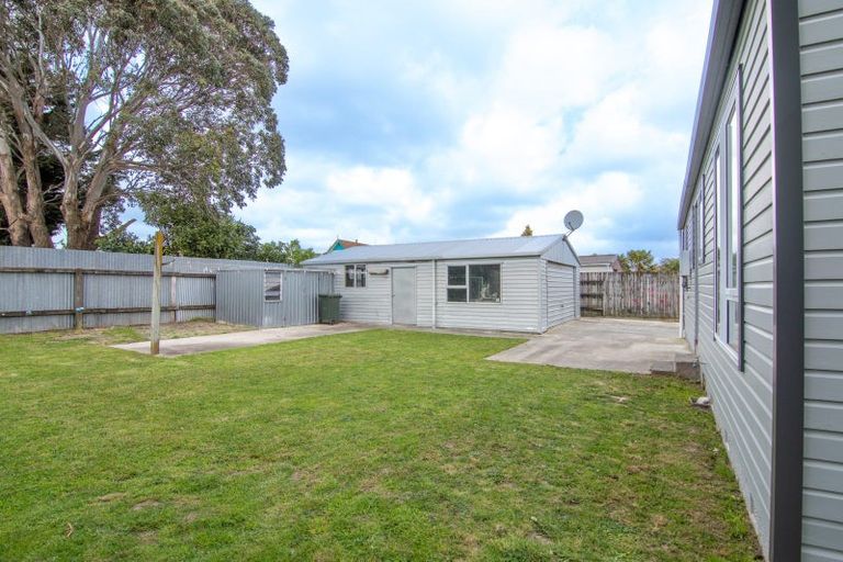 Photo of property in 53 Kaimanawa Street, Kelvin Grove, Palmerston North, 4414