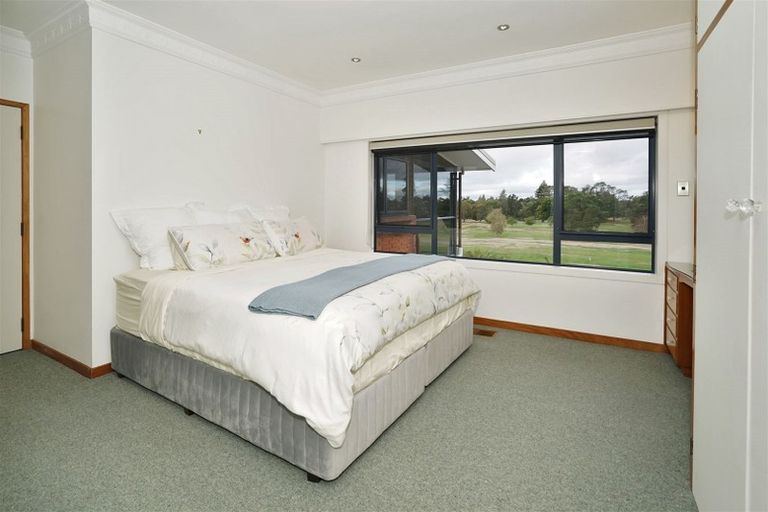 Photo of property in 13 Marnane Terrace, St Andrews, Hamilton, 3200